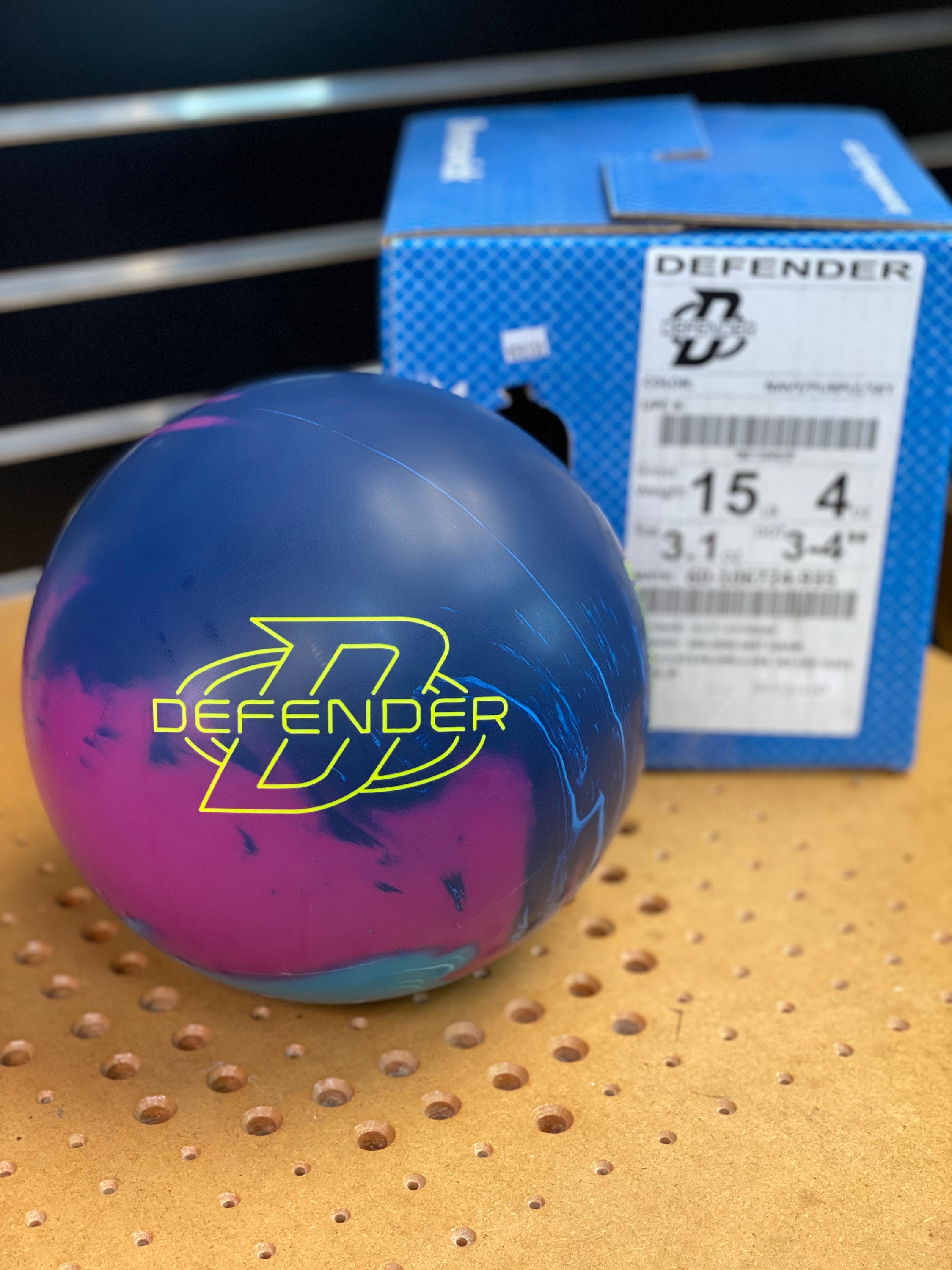 15lb. Brunswick Defender Solid